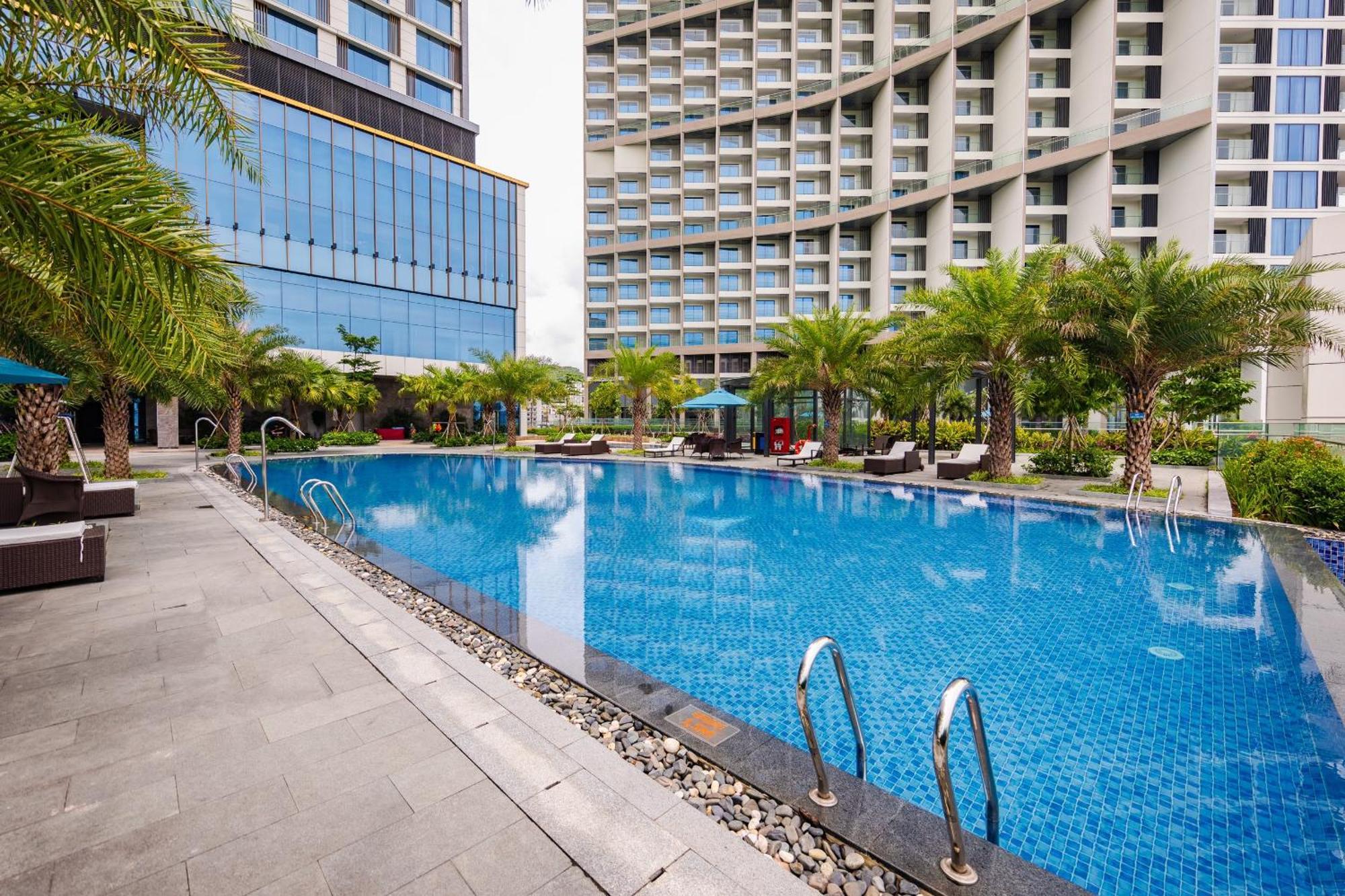 Muong Thanh Luxury Ha Long Centre II Buitenkant foto