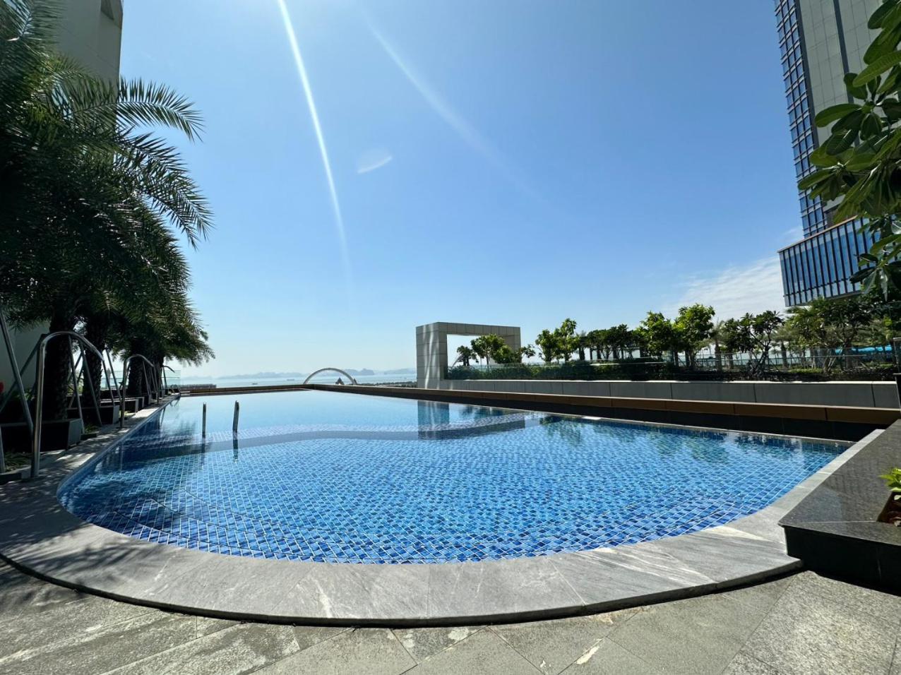 Muong Thanh Luxury Ha Long Centre II Buitenkant foto